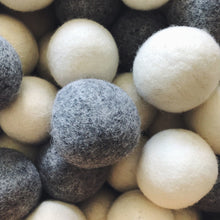 Load image into Gallery viewer, Dryer Balls - FD Market | Refill + Sustainable Lifestyle Shop
